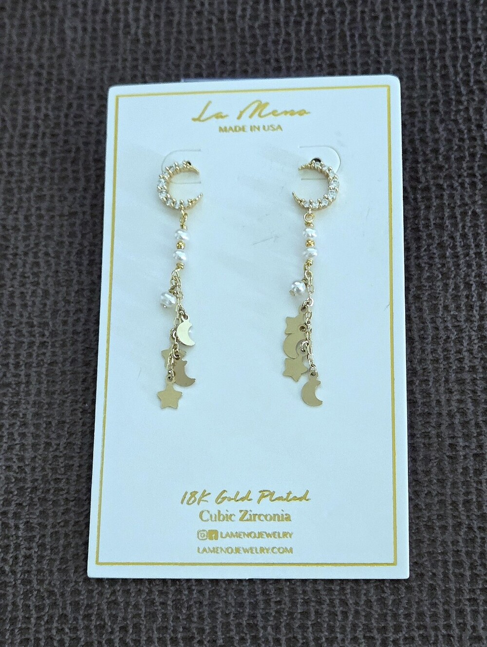 La Meno Moon🌙 and Star⭐ Dangle Earrings